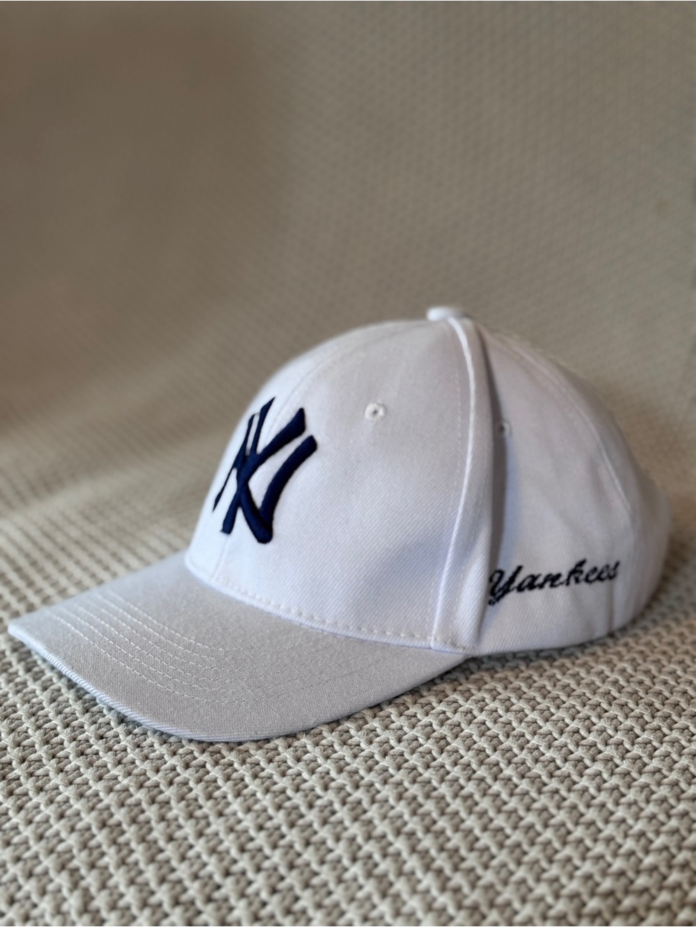 White Baseball Cap with NY Yankees Navy Logo